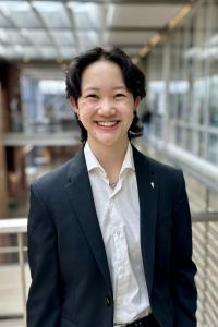 Portrait of Sera Lew.