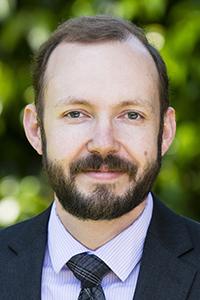 A portrait of Mike Pluth.